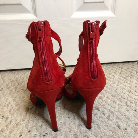 Red Heels Shoes - Picture 3 of 4